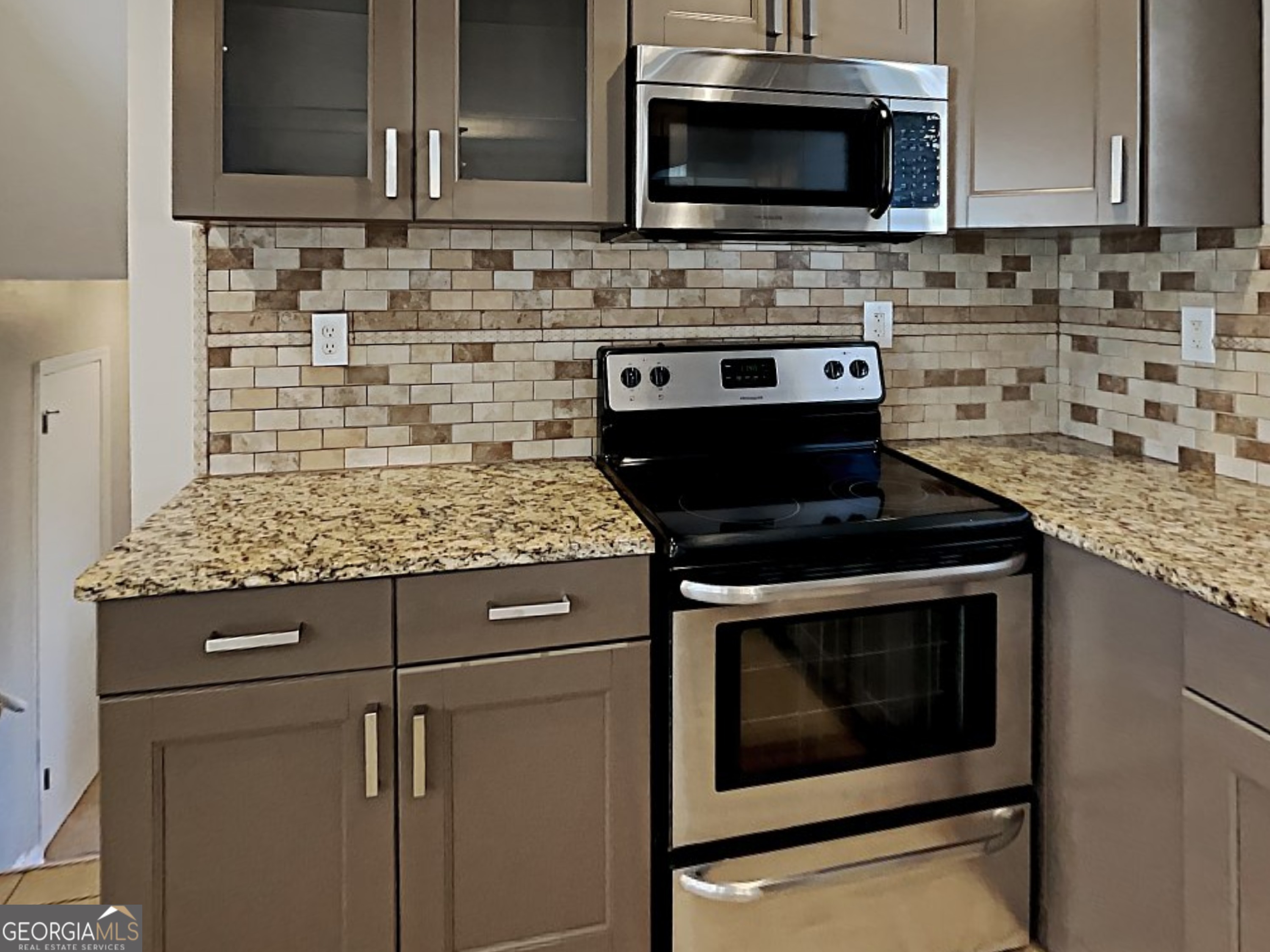 3148 Thrasher Circle Decatur GA 30032