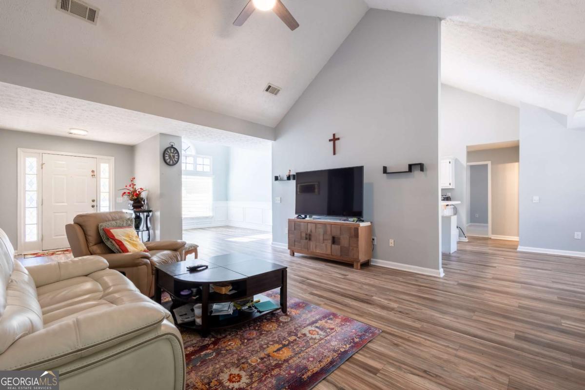 727 Eight Point Court Suwanee GA 30024