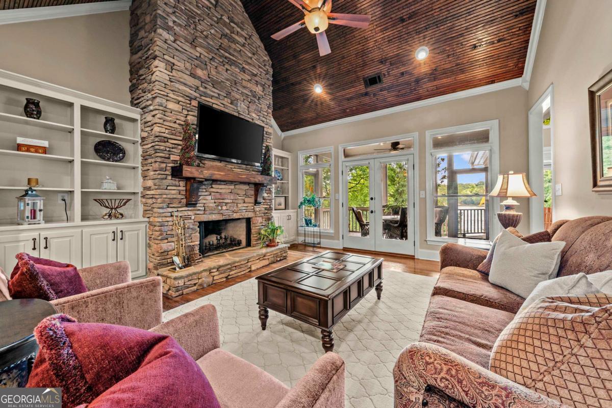 1020 Colonial Court Greensboro GA 30642