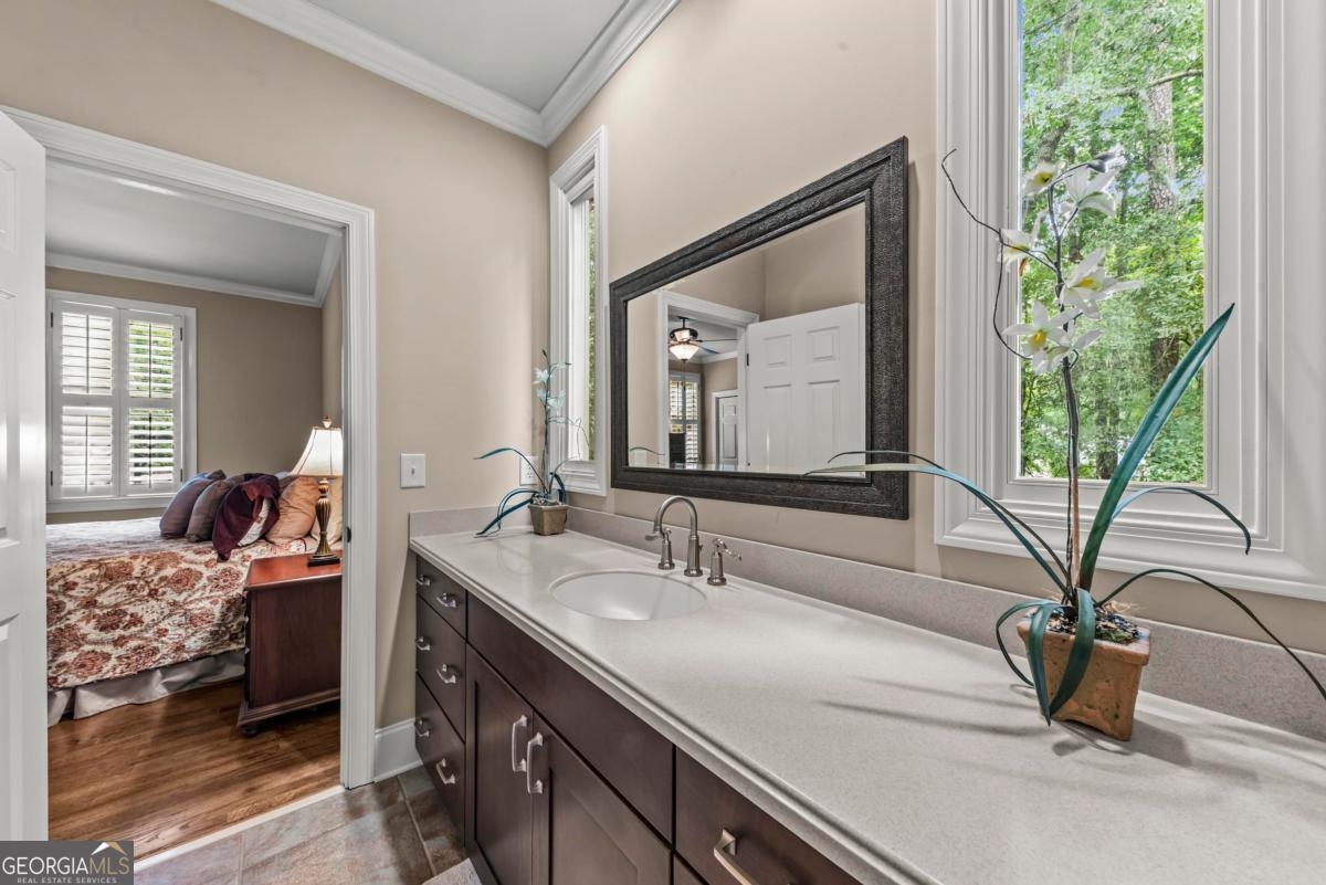 1020 Colonial Court Greensboro GA 30642