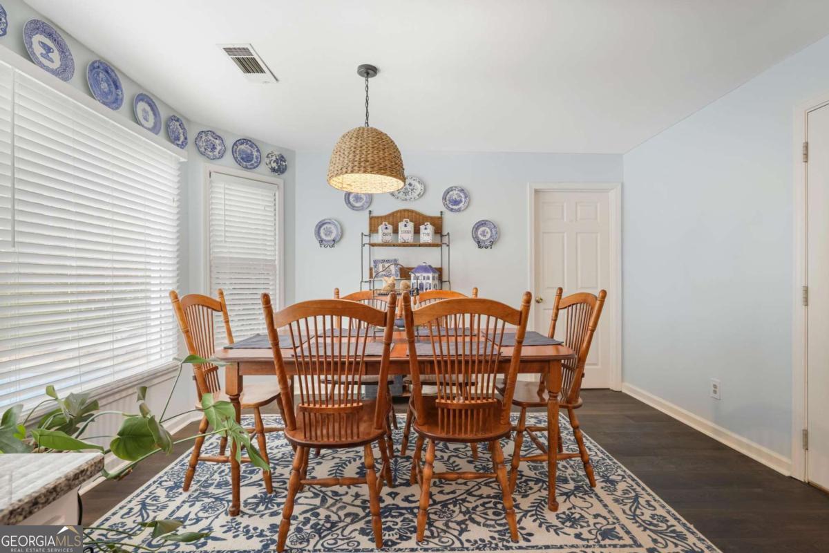 6011 Fairlong Court NW Acworth GA 30101