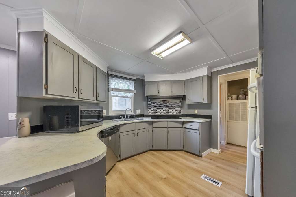 4368 Clark Circle SE Acworth GA 30102