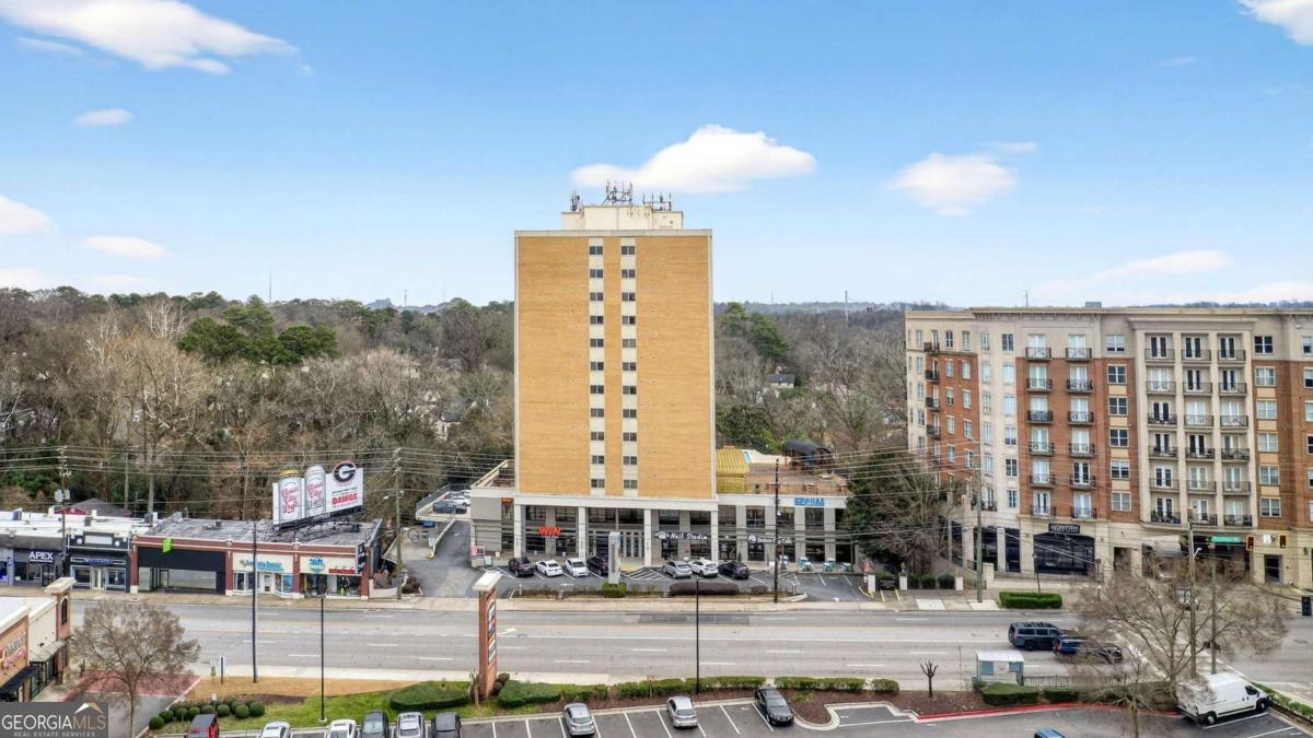 2285 Peachtree Road Atlanta GA 30309