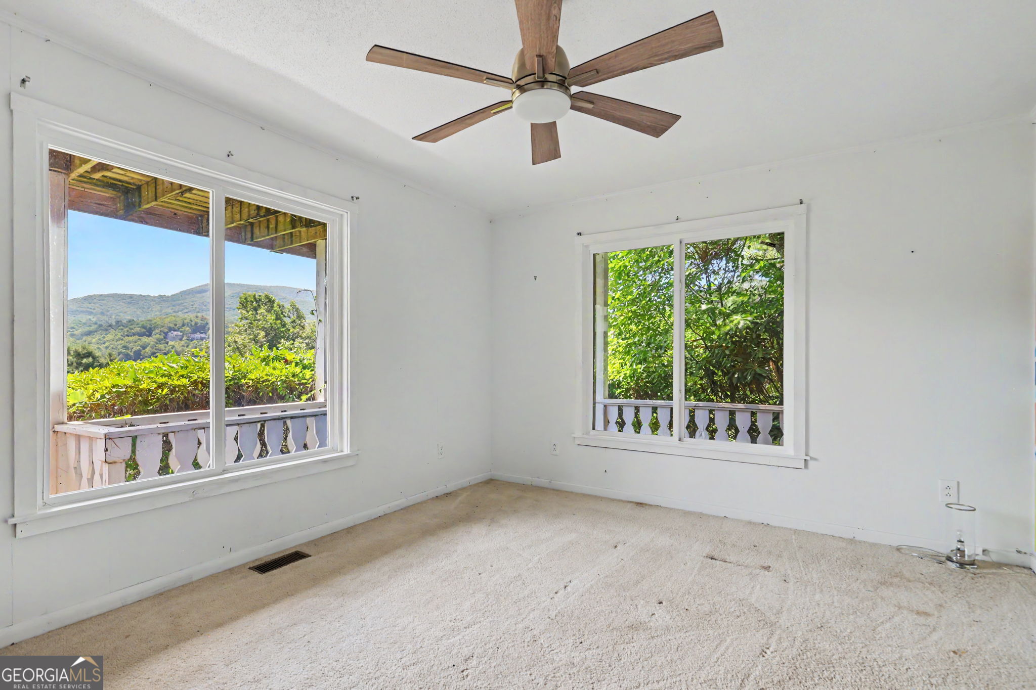 48 Little Bear Trail Sky Valley GA 30537