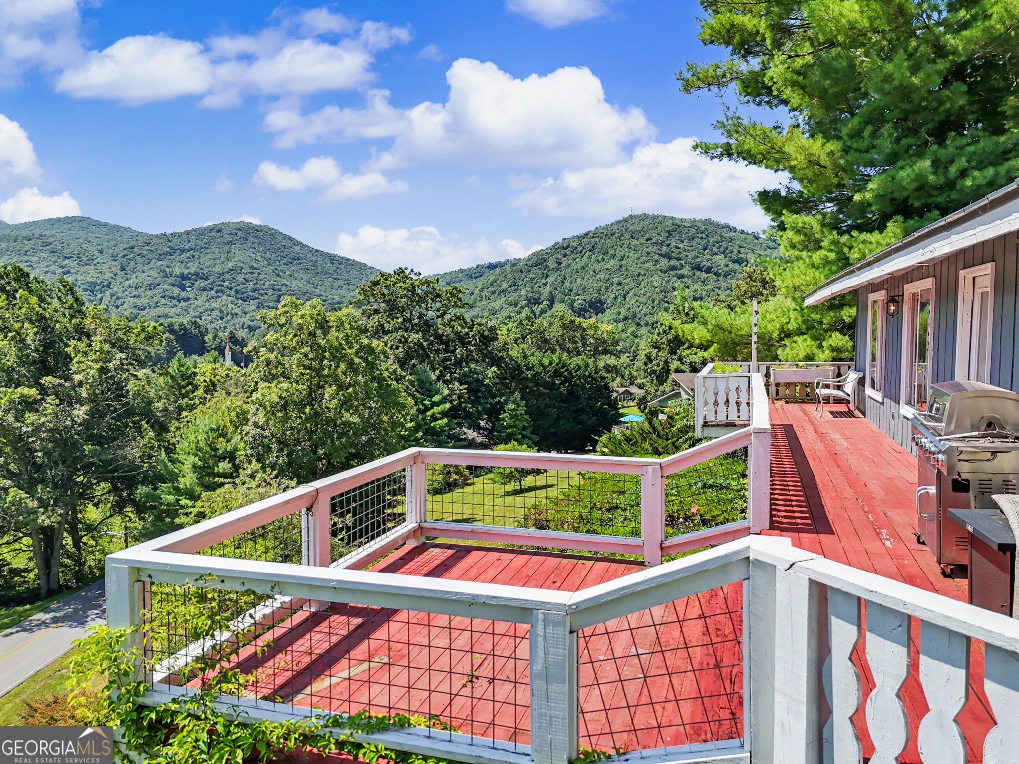 48 Little Bear Trail Sky Valley GA 30537