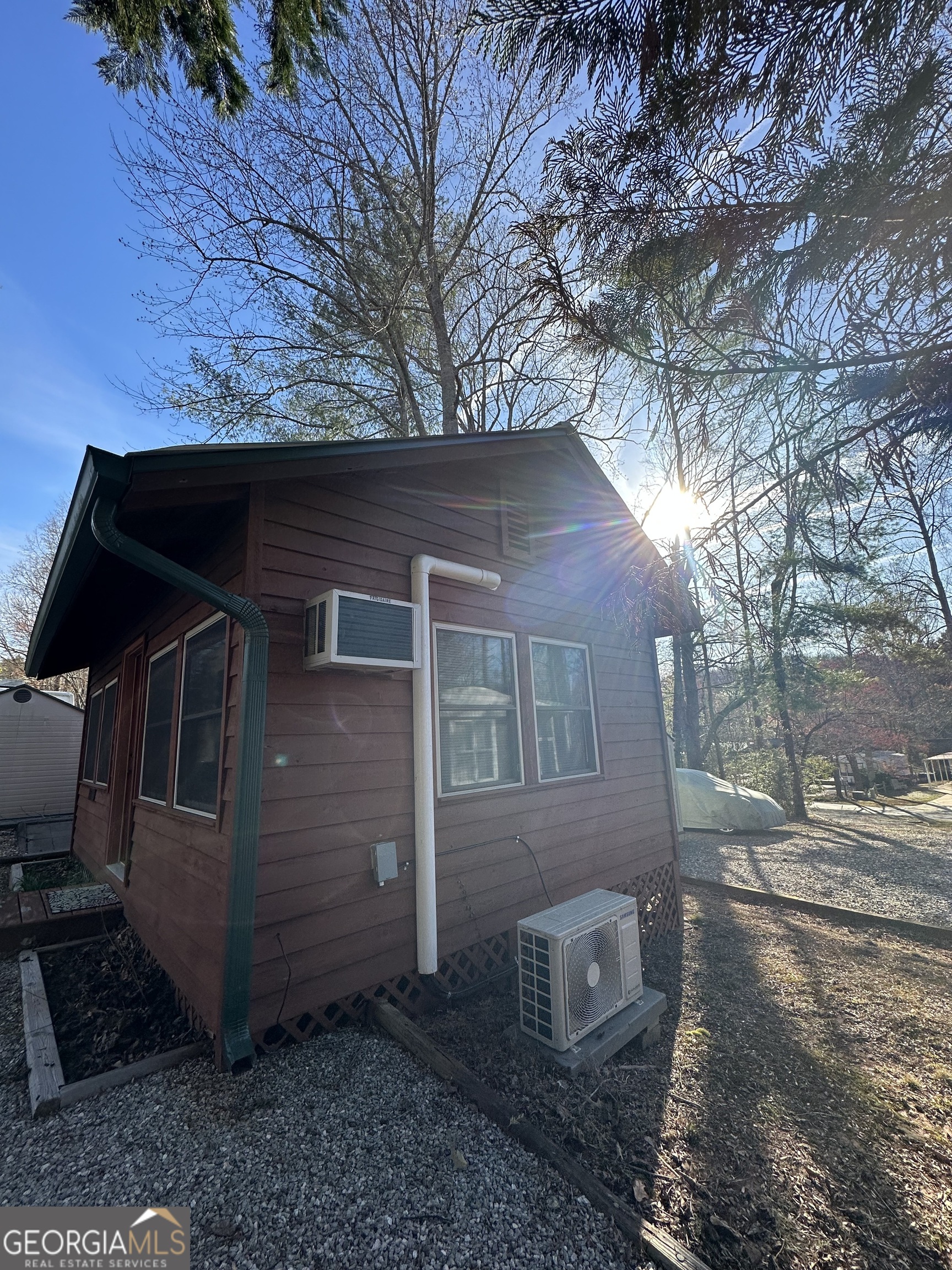 111 Maple Wood Lane Cleveland GA 30528