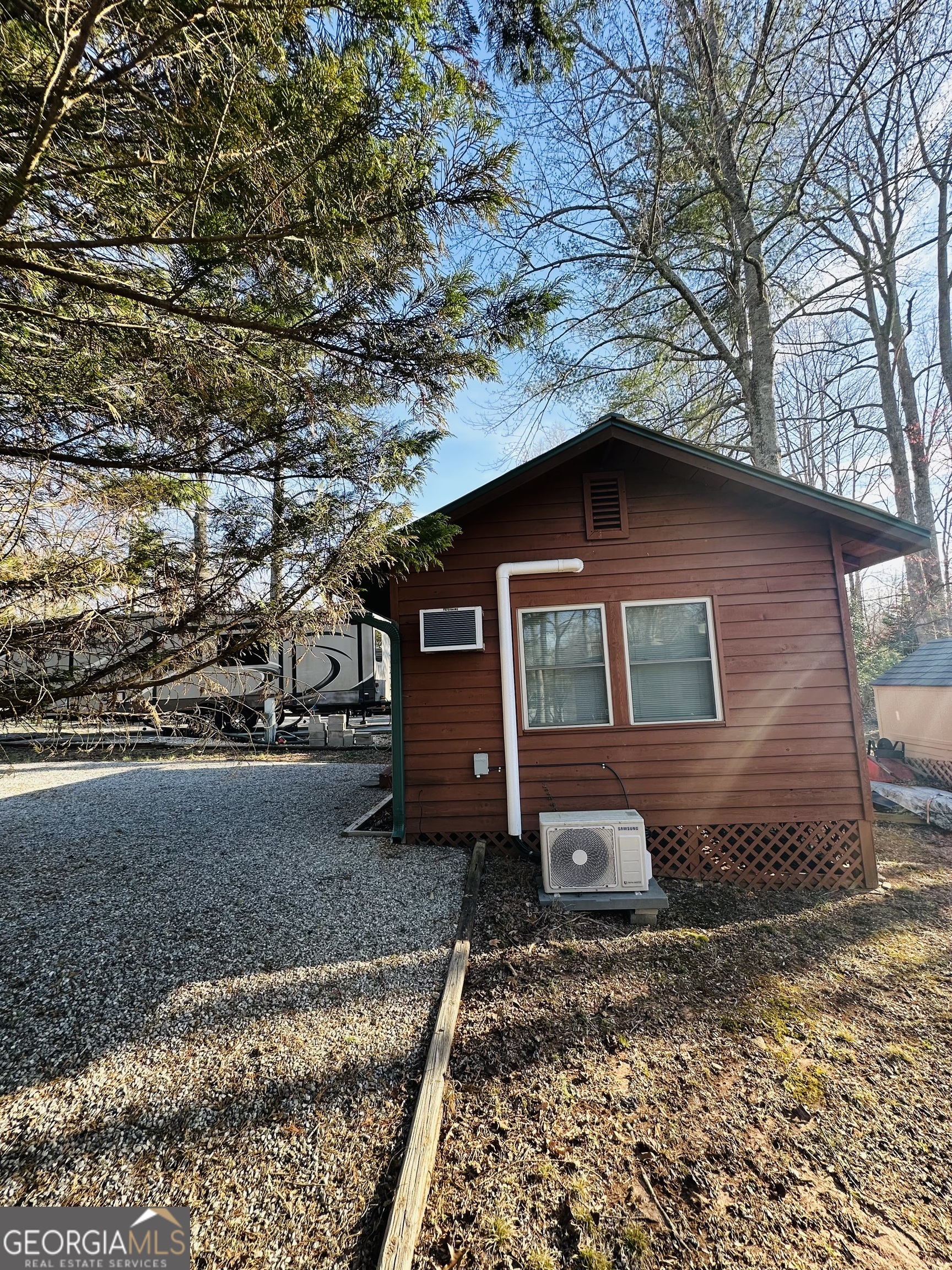 111 Maple Wood Lane Cleveland GA 30528