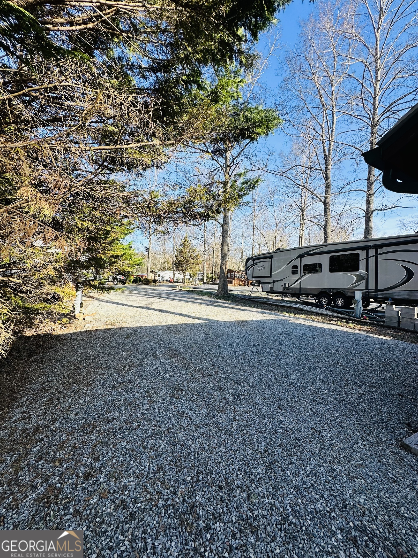 111 Maple Wood Lane Cleveland GA 30528