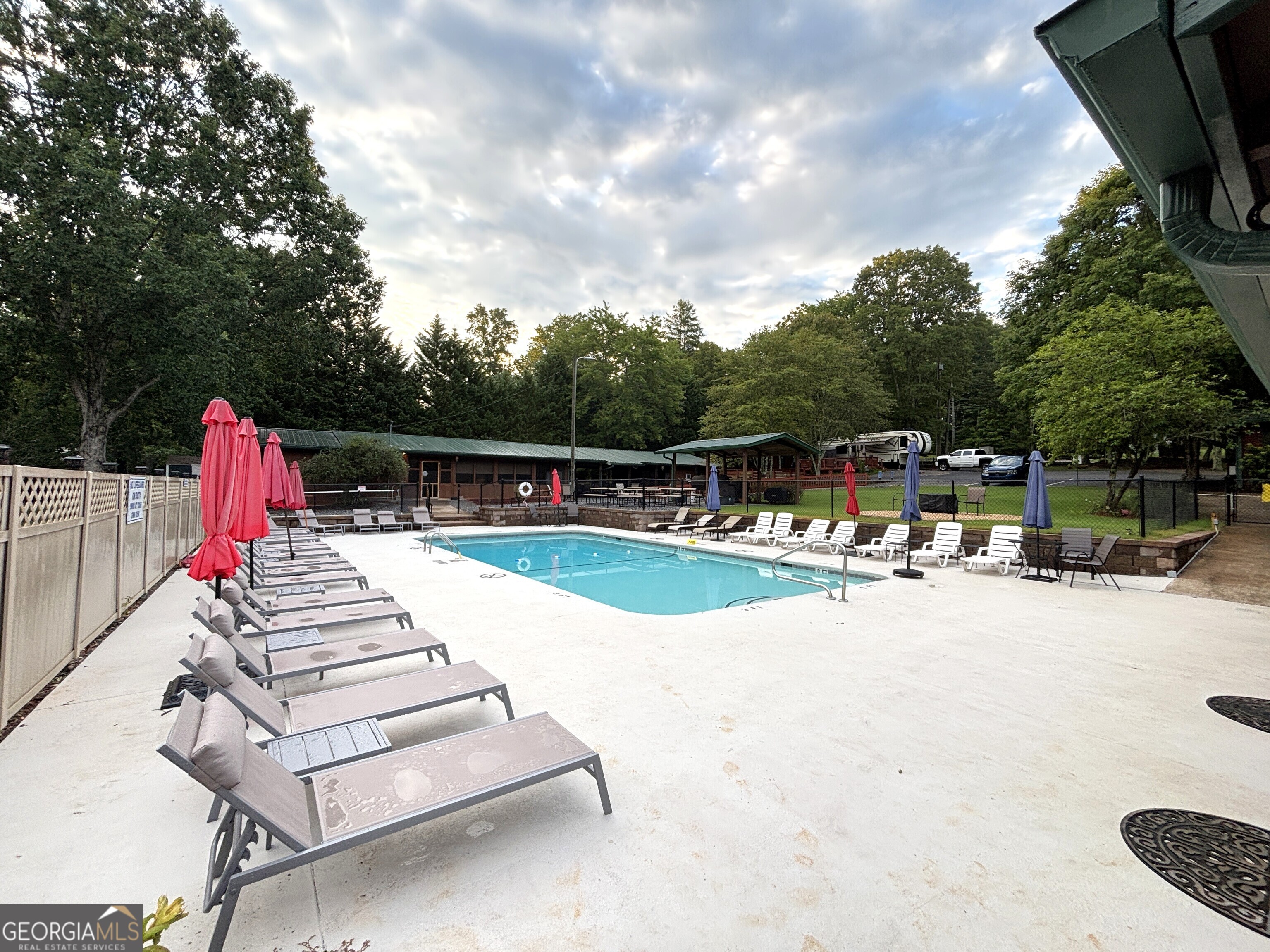 111 Maple Wood Lane Cleveland GA 30528
