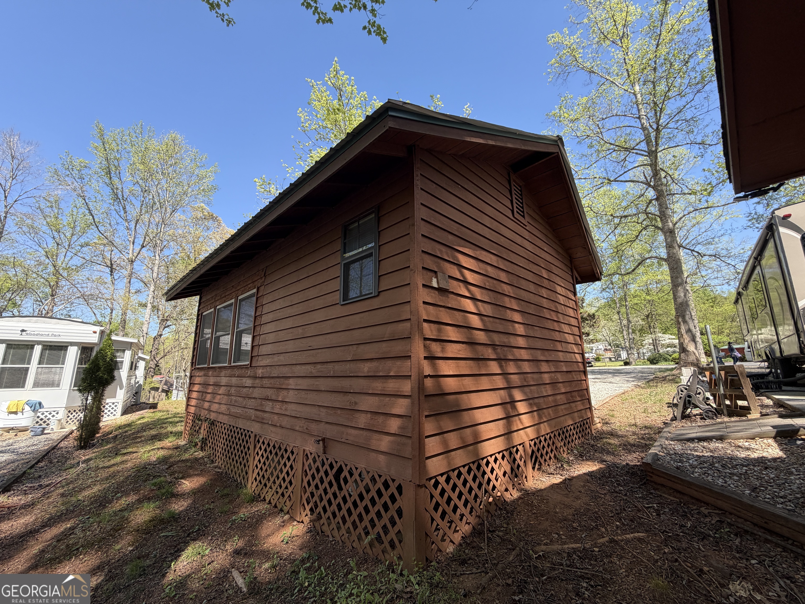111 Maple Wood Lane Cleveland GA 30528