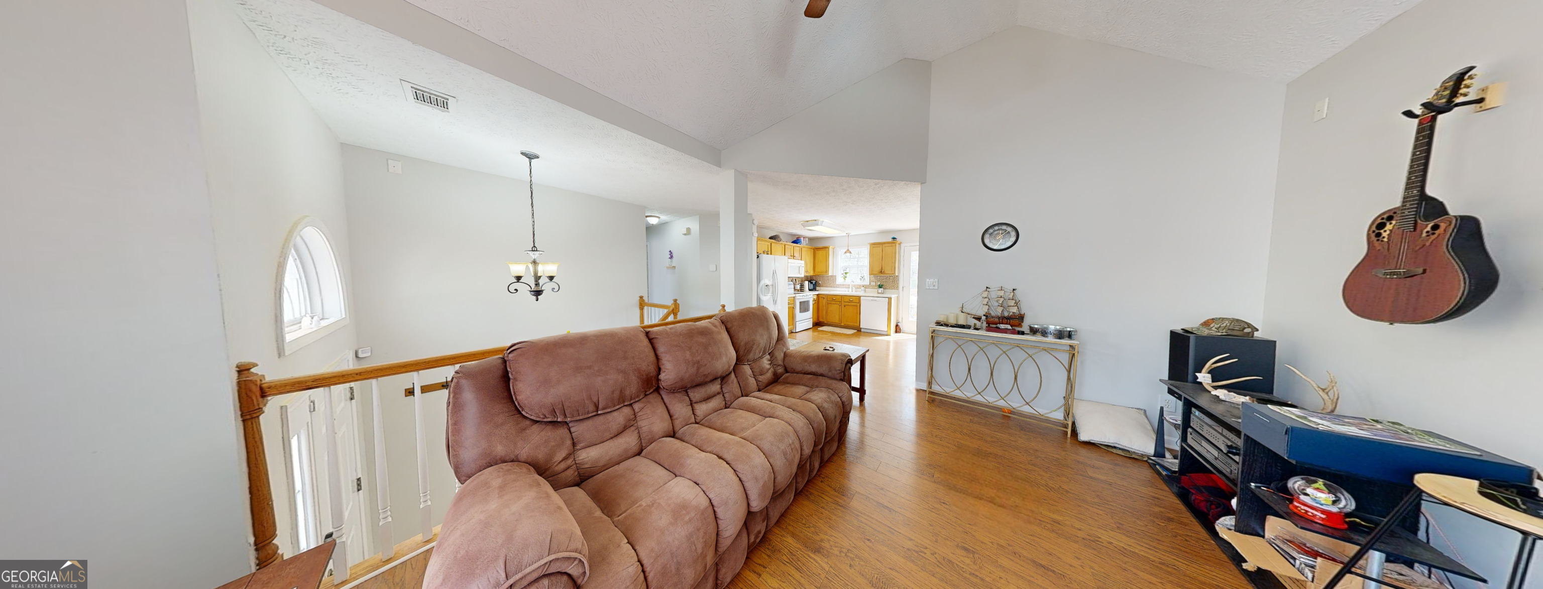 15 Huntington Drive Grantville GA 30220