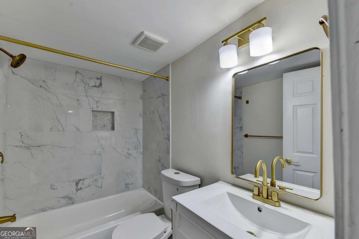 298 W Wind Drive SW Lilburn GA 30047