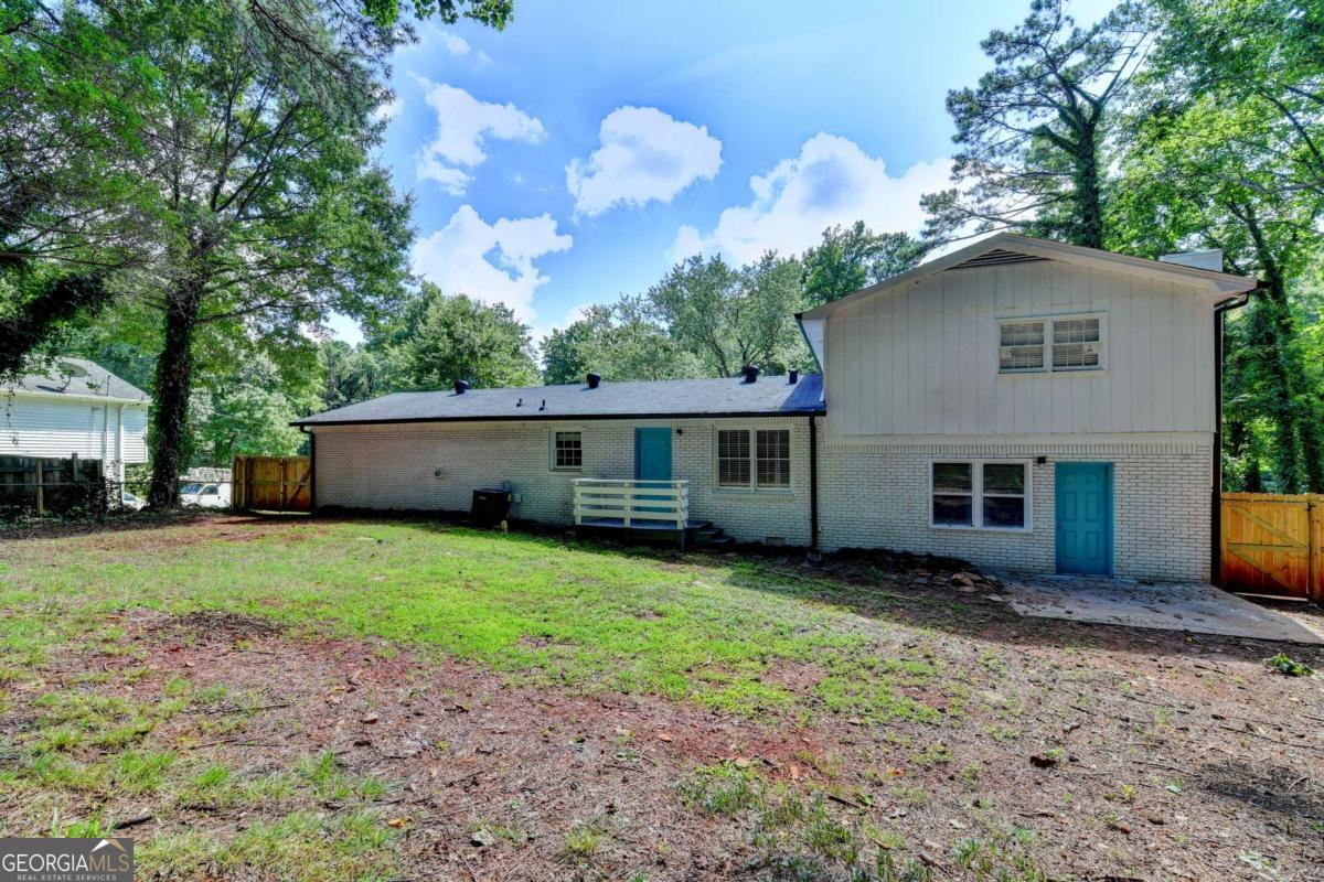 298 W Wind Drive SW Lilburn GA 30047