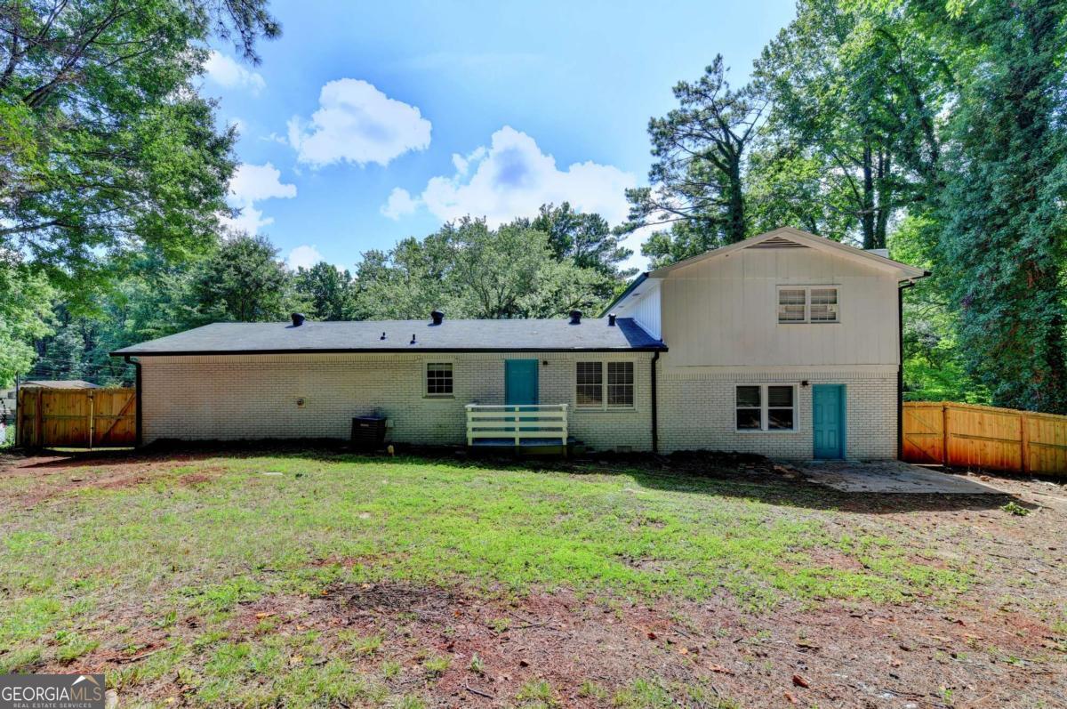 298 W Wind Drive SW Lilburn GA 30047