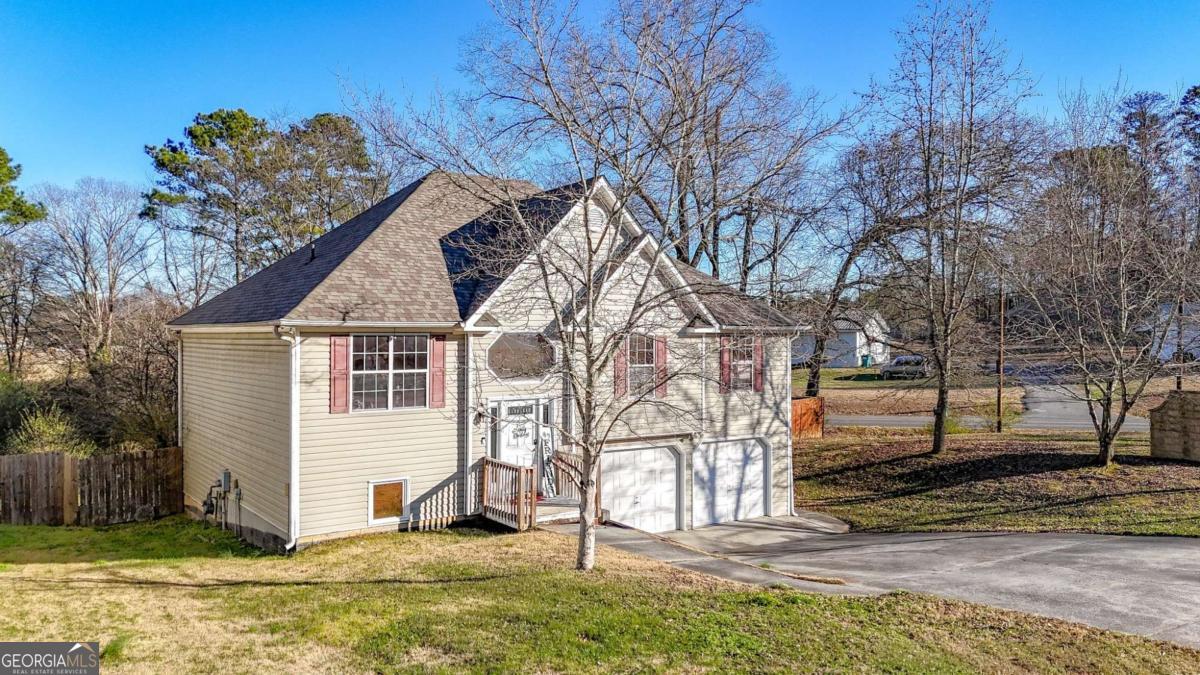 101 Twin Oaks Drive Calhoun GA 30701