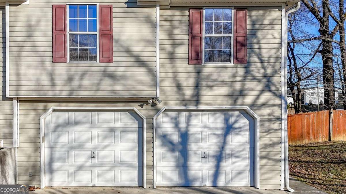 101 Twin Oaks Drive Calhoun GA 30701