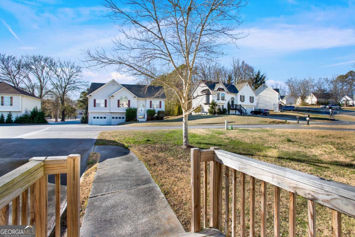 101 Twin Oaks Drive Calhoun GA 30701