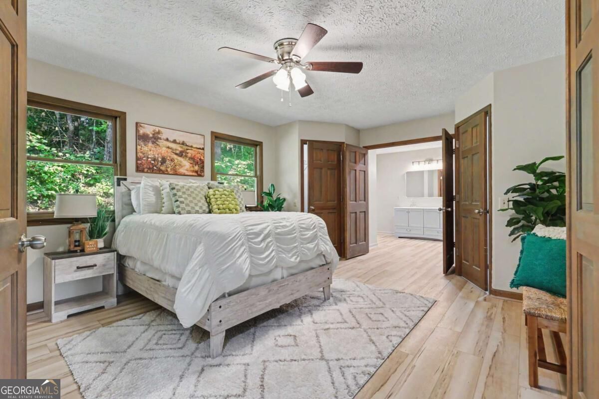 172 Fred Henry Lane Clayton GA 30525