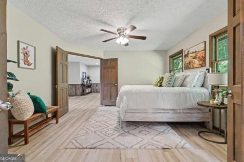 172 Fred Henry Lane Clayton GA 30525