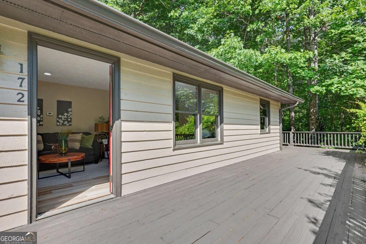 172 Fred Henry Lane Clayton GA 30525