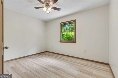 172 Fred Henry Lane Clayton GA 30525