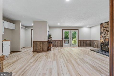 172 Fred Henry Lane Clayton GA 30525