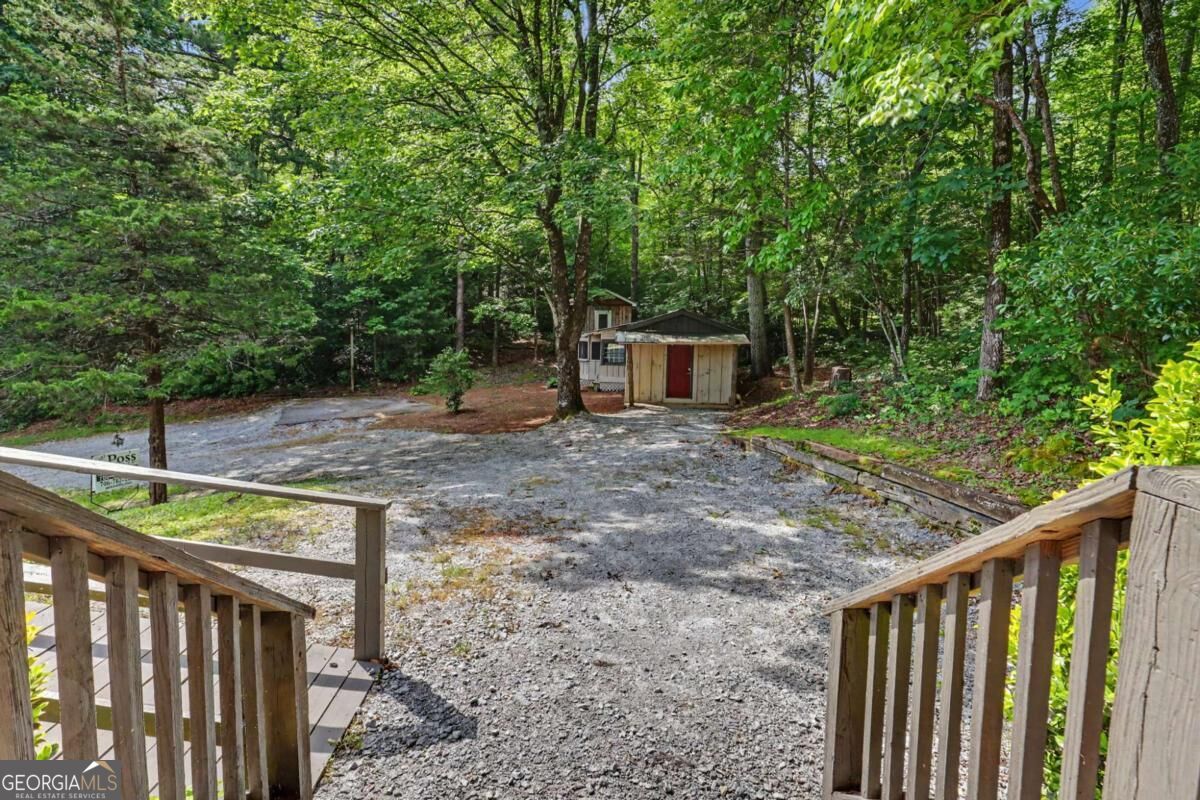 172 Fred Henry Lane Clayton GA 30525