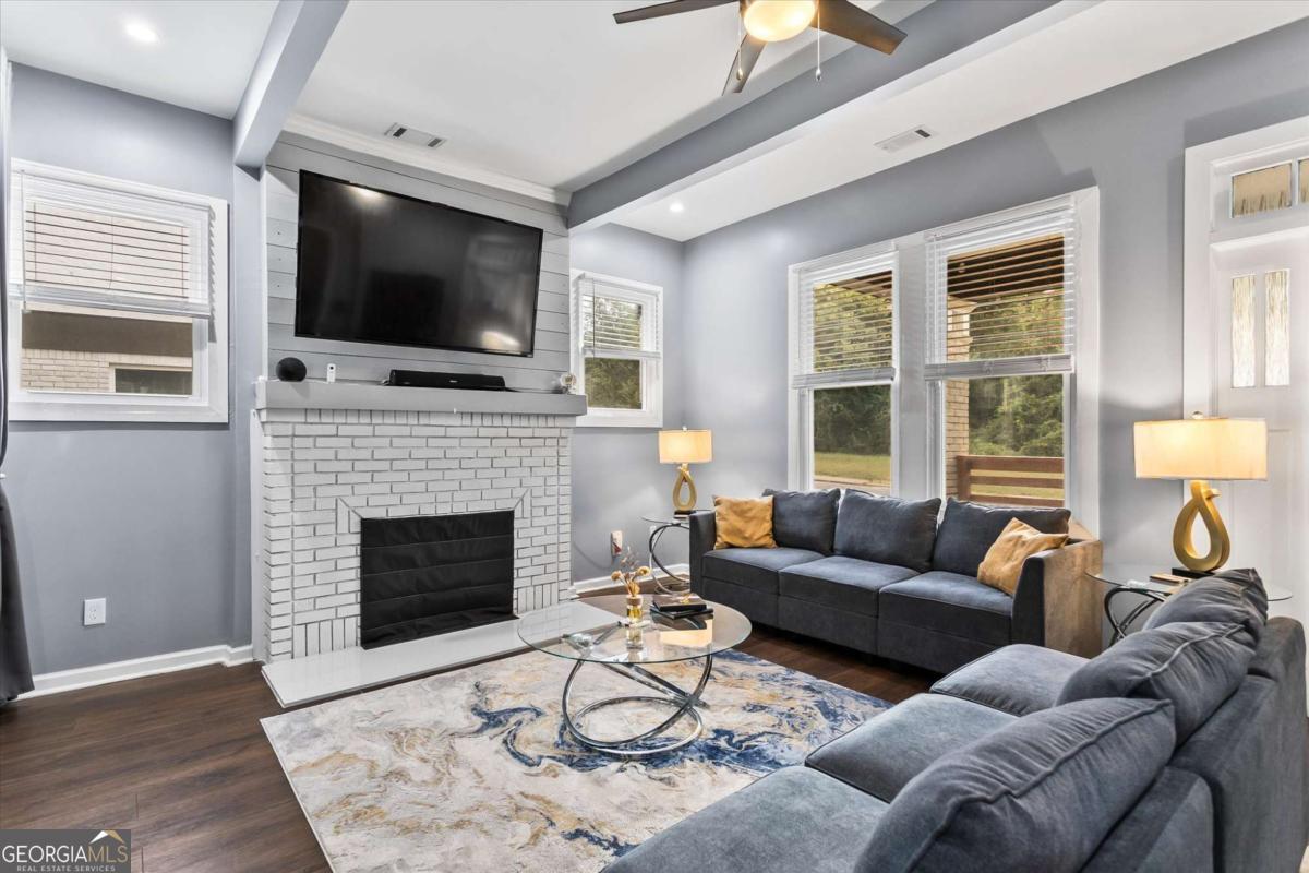 3216 Dogwood Drive Atlanta GA 30354