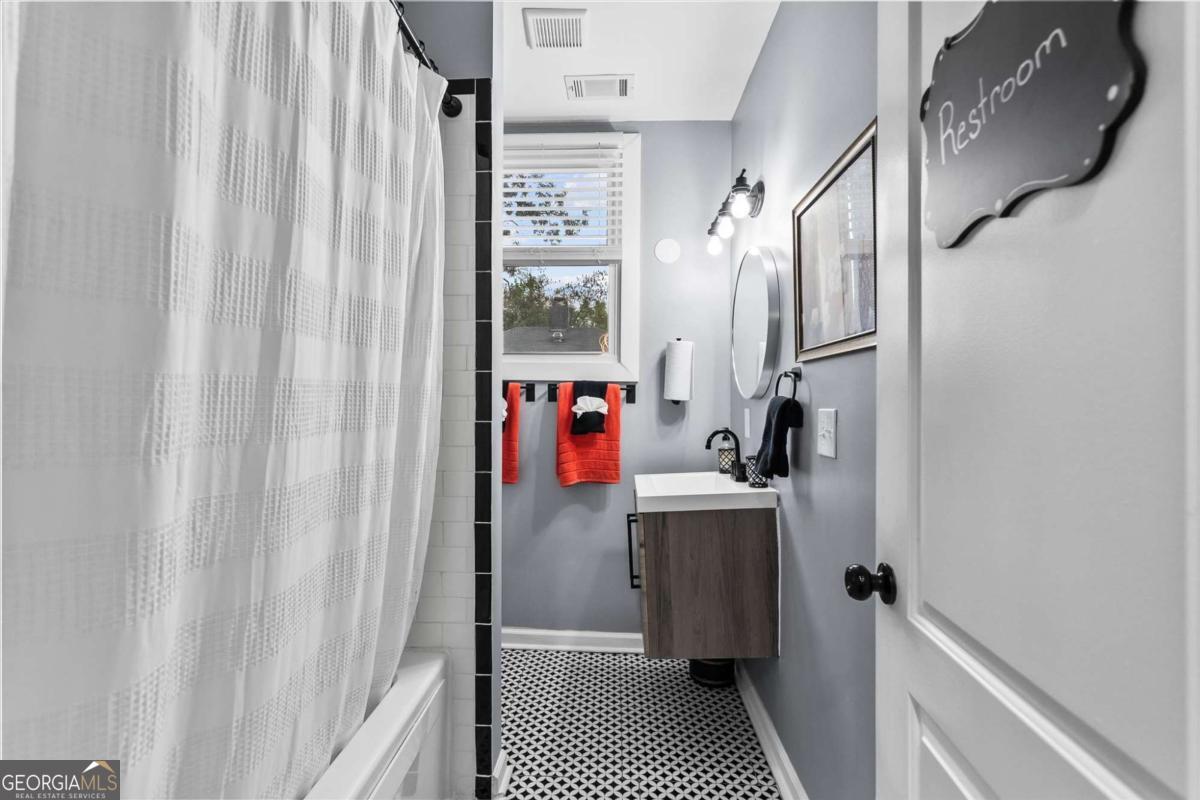 3216 Dogwood Drive Atlanta GA 30354