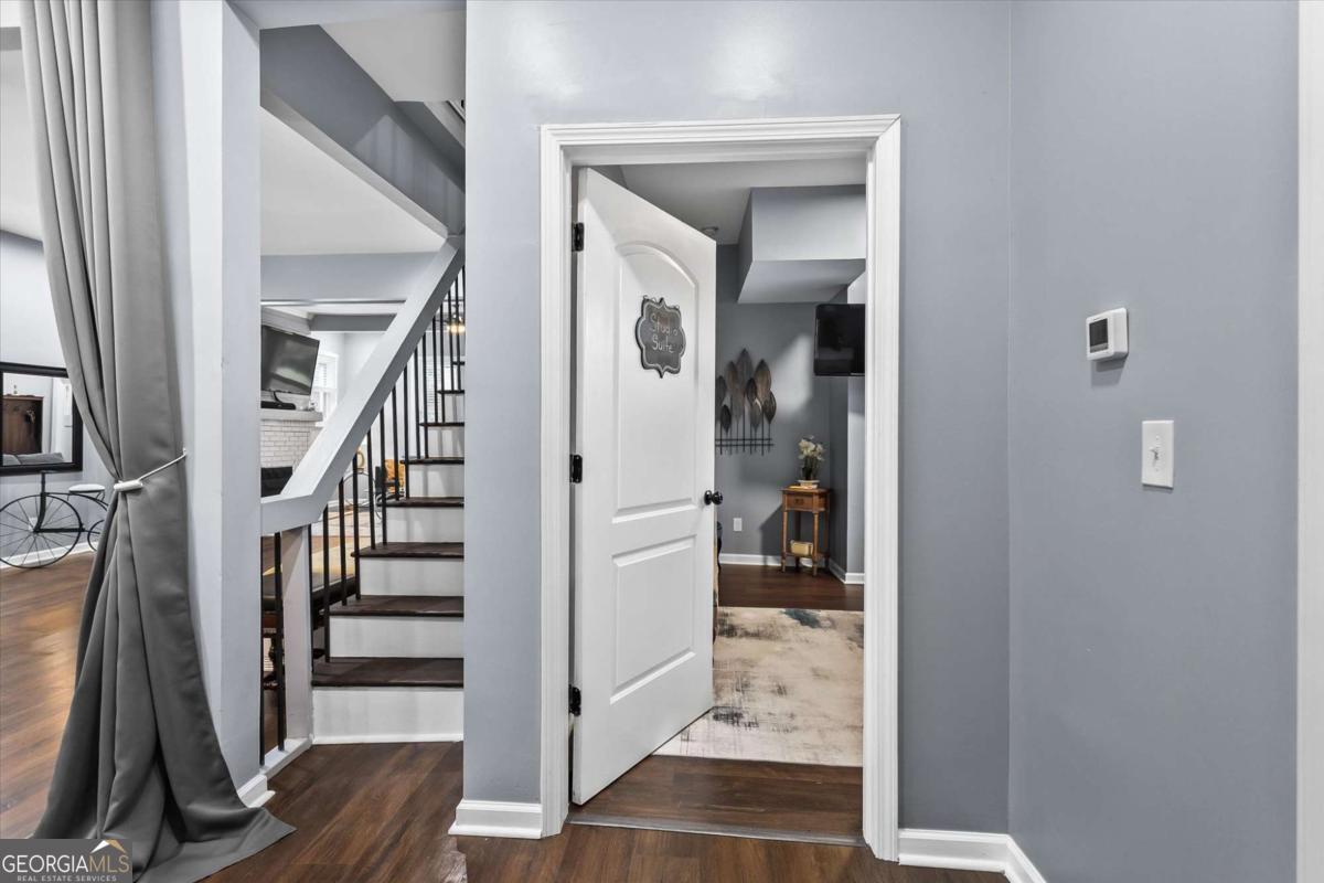 3216 Dogwood Drive Atlanta GA 30354