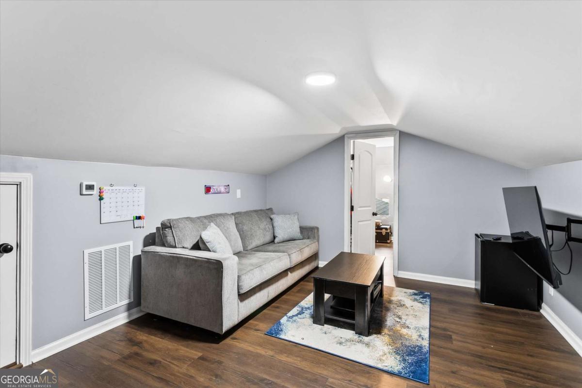 3216 Dogwood Drive Atlanta GA 30354