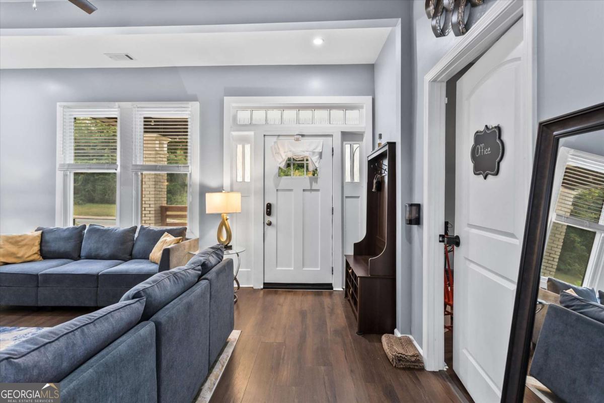 3216 Dogwood Drive Atlanta GA 30354