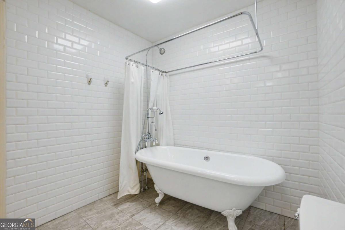 5349 Garnaby Lane Peachtree Corners GA 30092