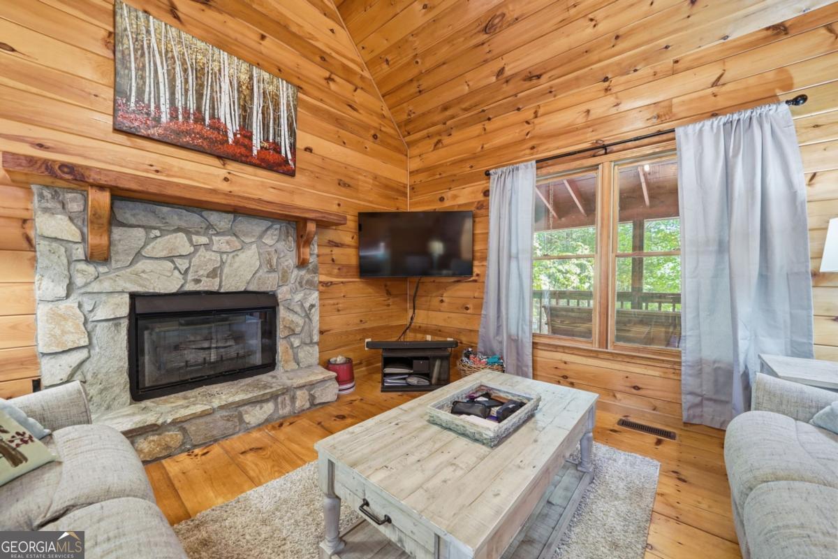105 Blackberry Falls Court Ellijay GA 30536