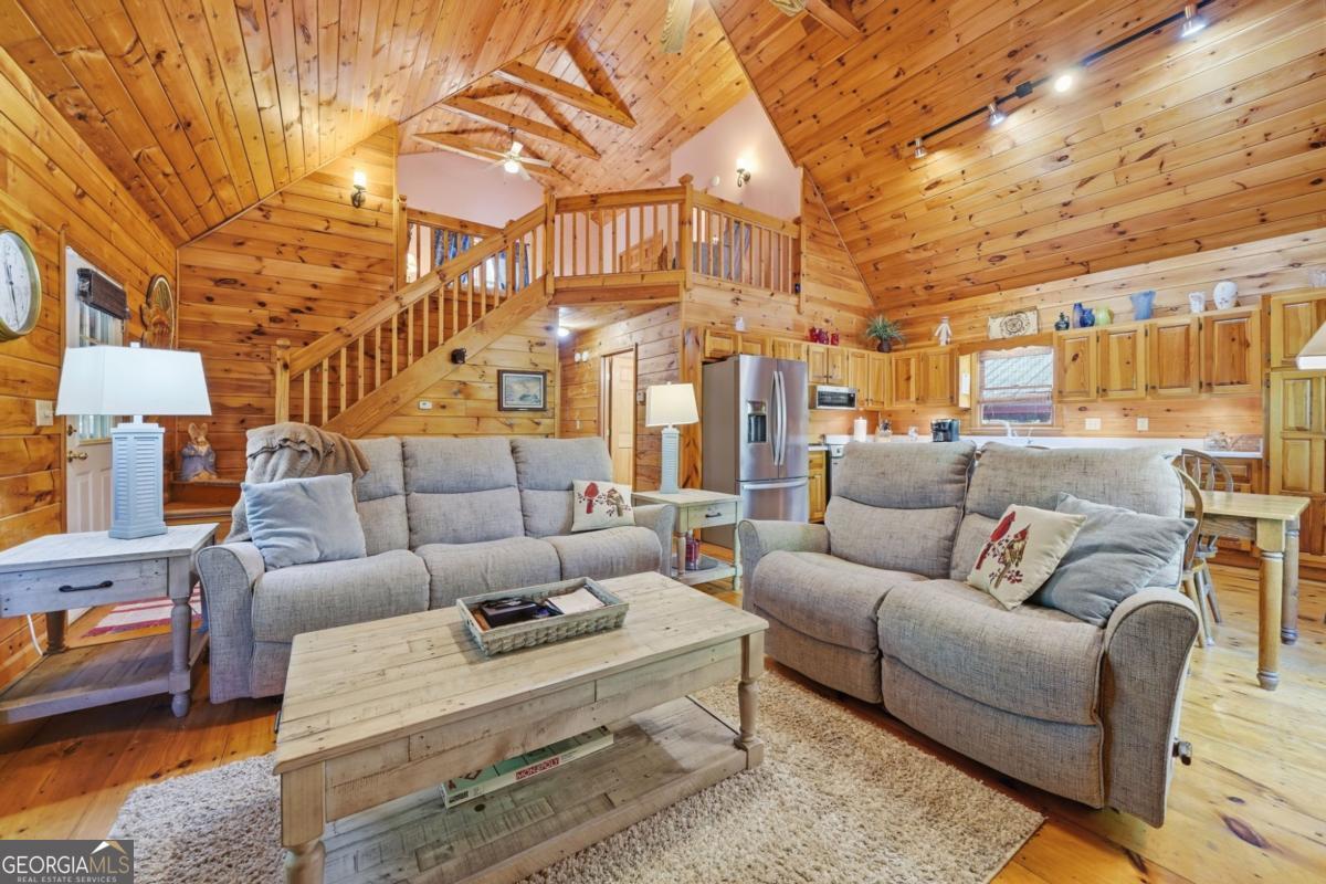 105 Blackberry Falls Court Ellijay GA 30536