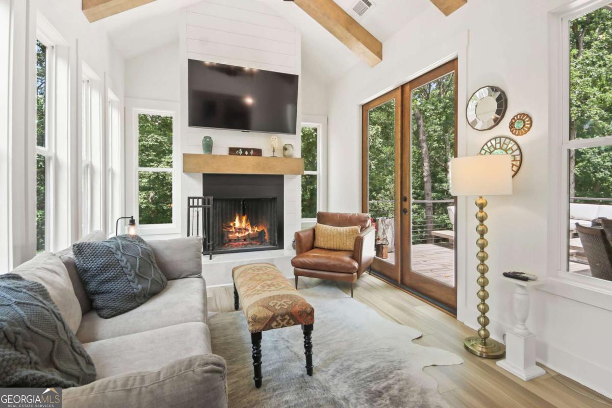 6014 Warpath Road Flowery Branch GA 30542