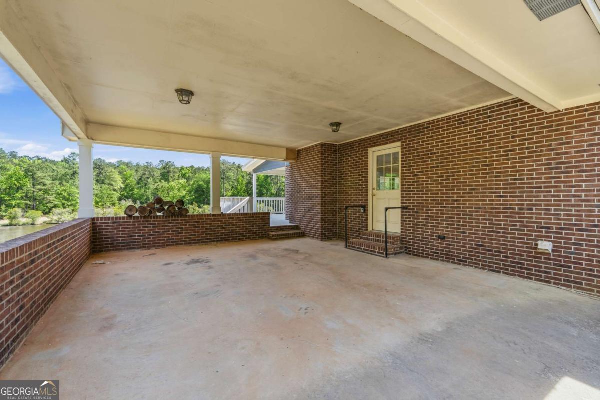 260 Black Springs Road NE Milledgeville GA 31061