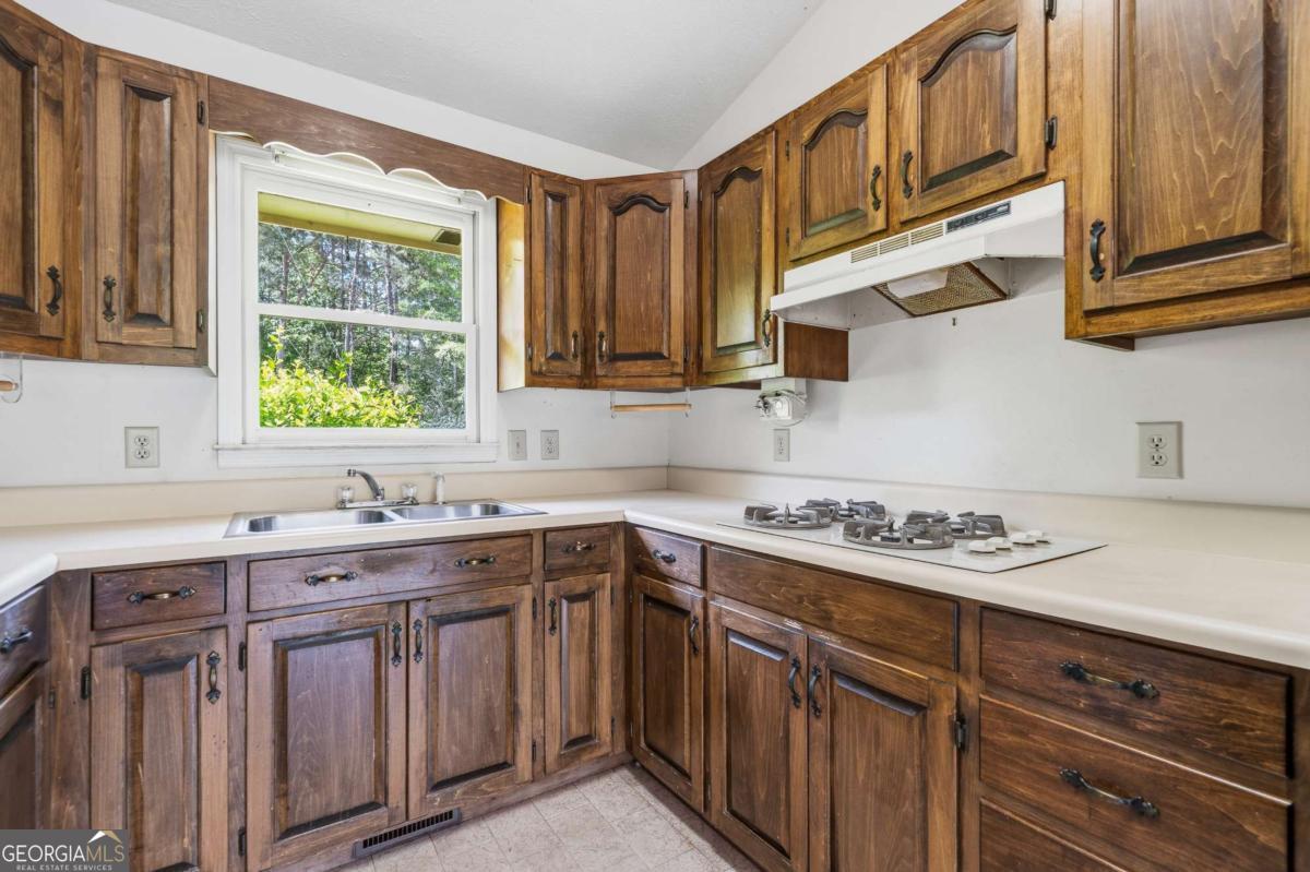 260 Black Springs Road NE Milledgeville GA 31061