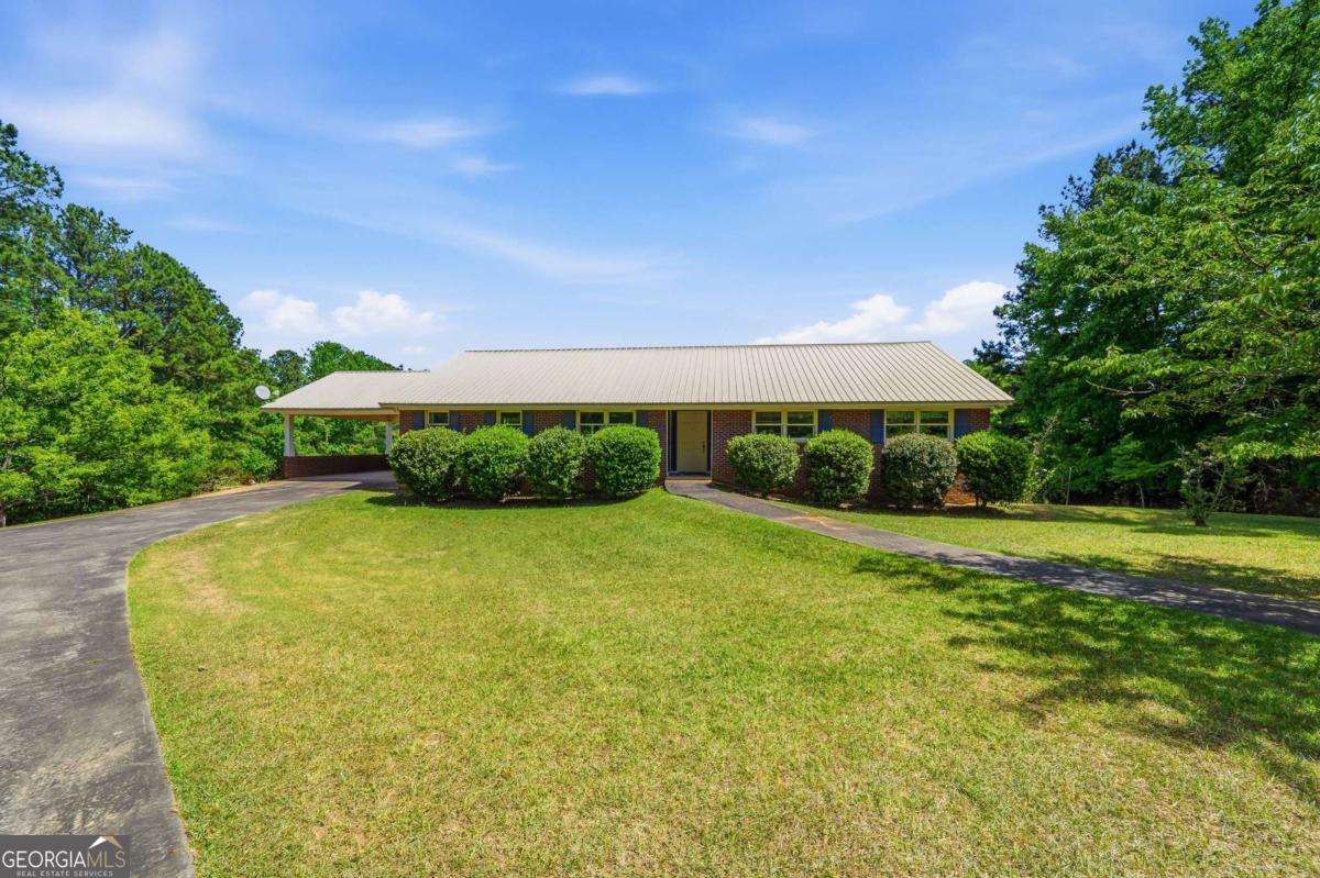 260 Black Springs Road NE Milledgeville GA 31061