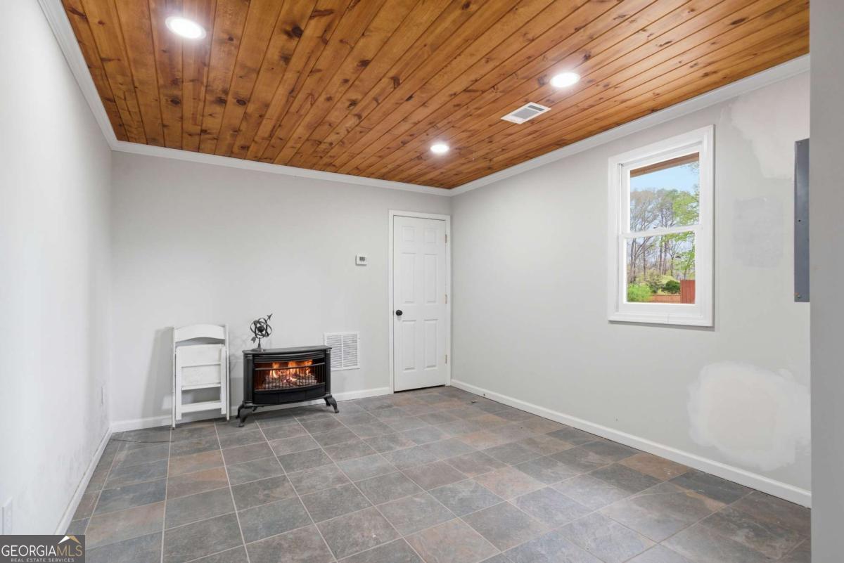 108 King Street Adairsville GA 30103