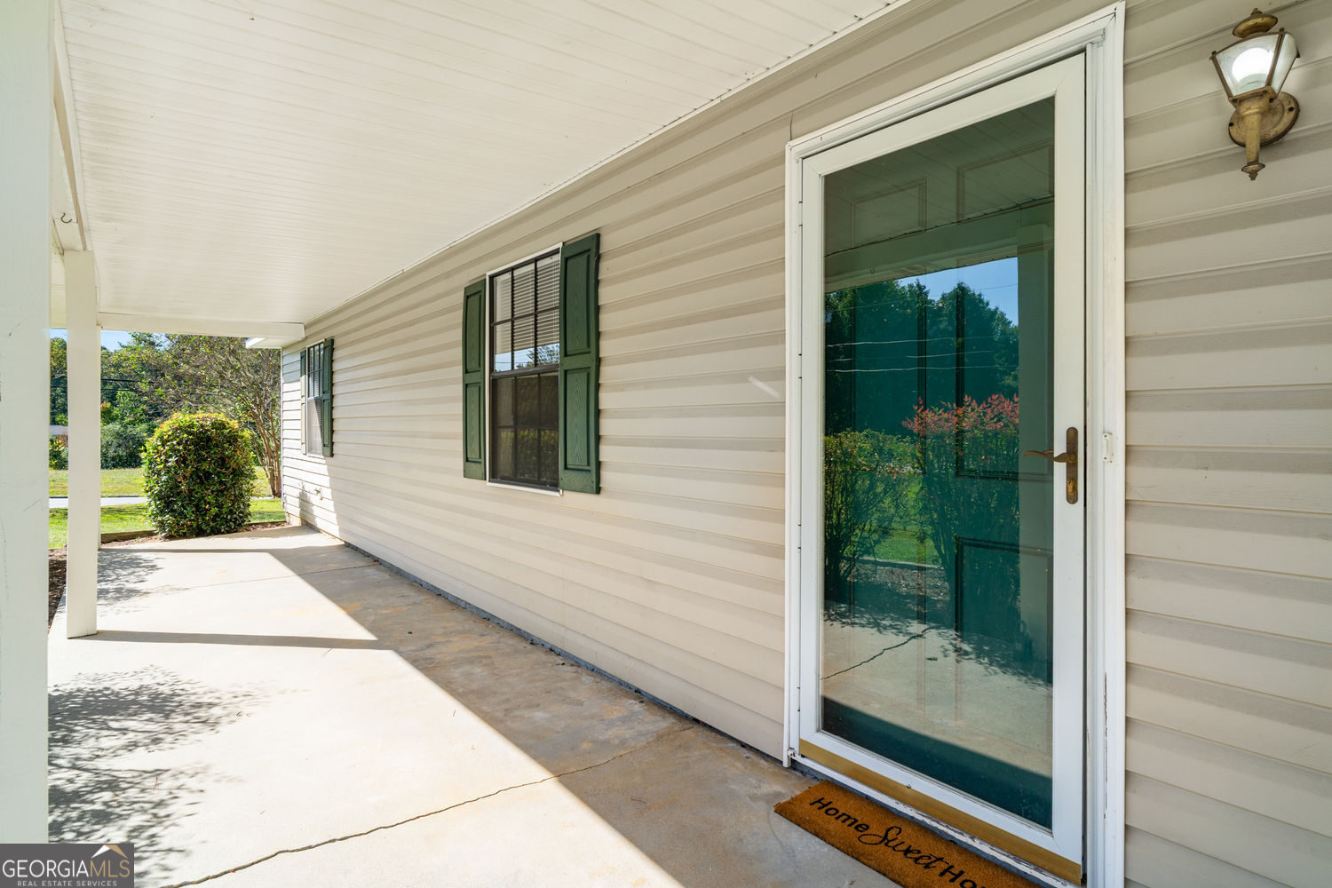 1141 Holly Hills Drive Lilburn GA 30047