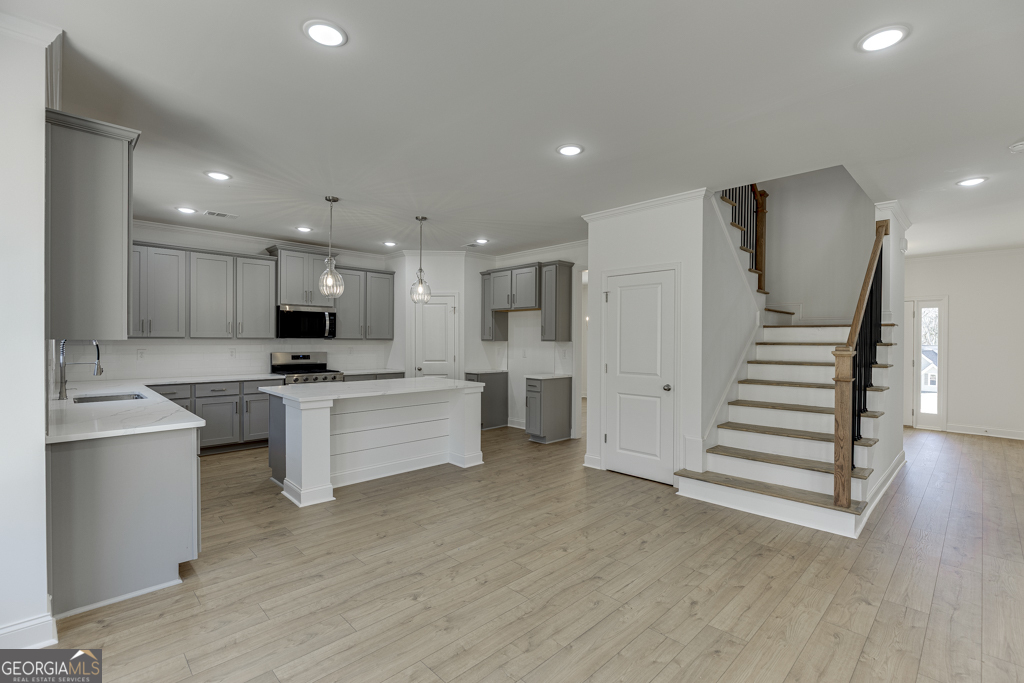 997 Lakeview Commerce GA 30529