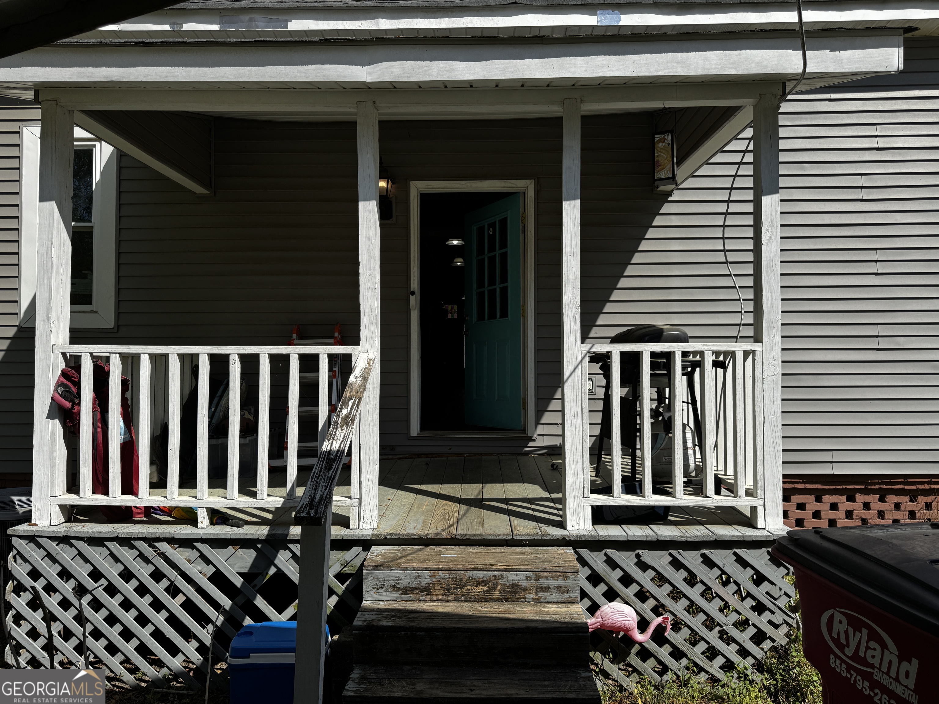 95 S Dooley Street Hawkinsville GA 31036