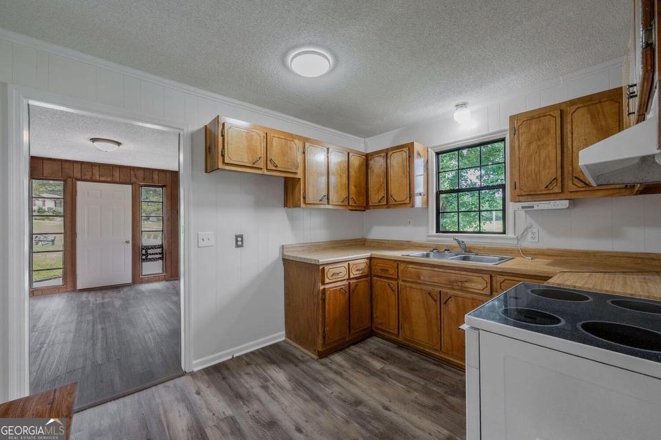 1041 Round Pond Road Lafayette GA 30728