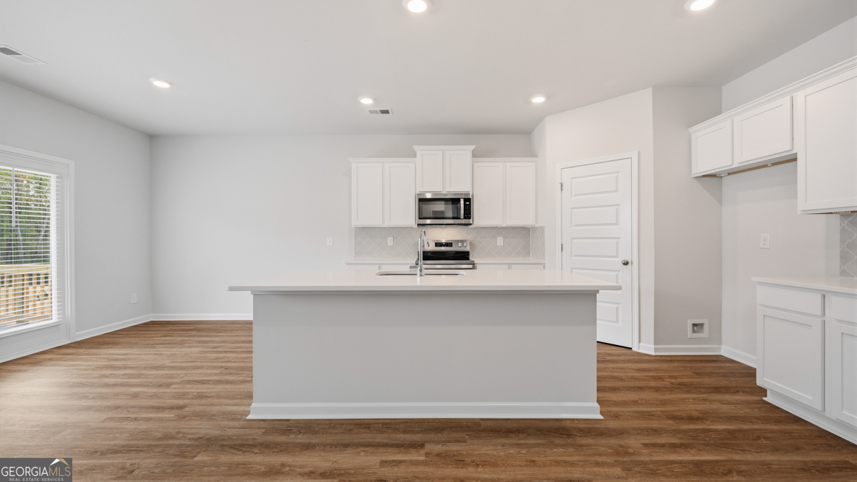 565 Great Salt Lane Hoschton GA 30548