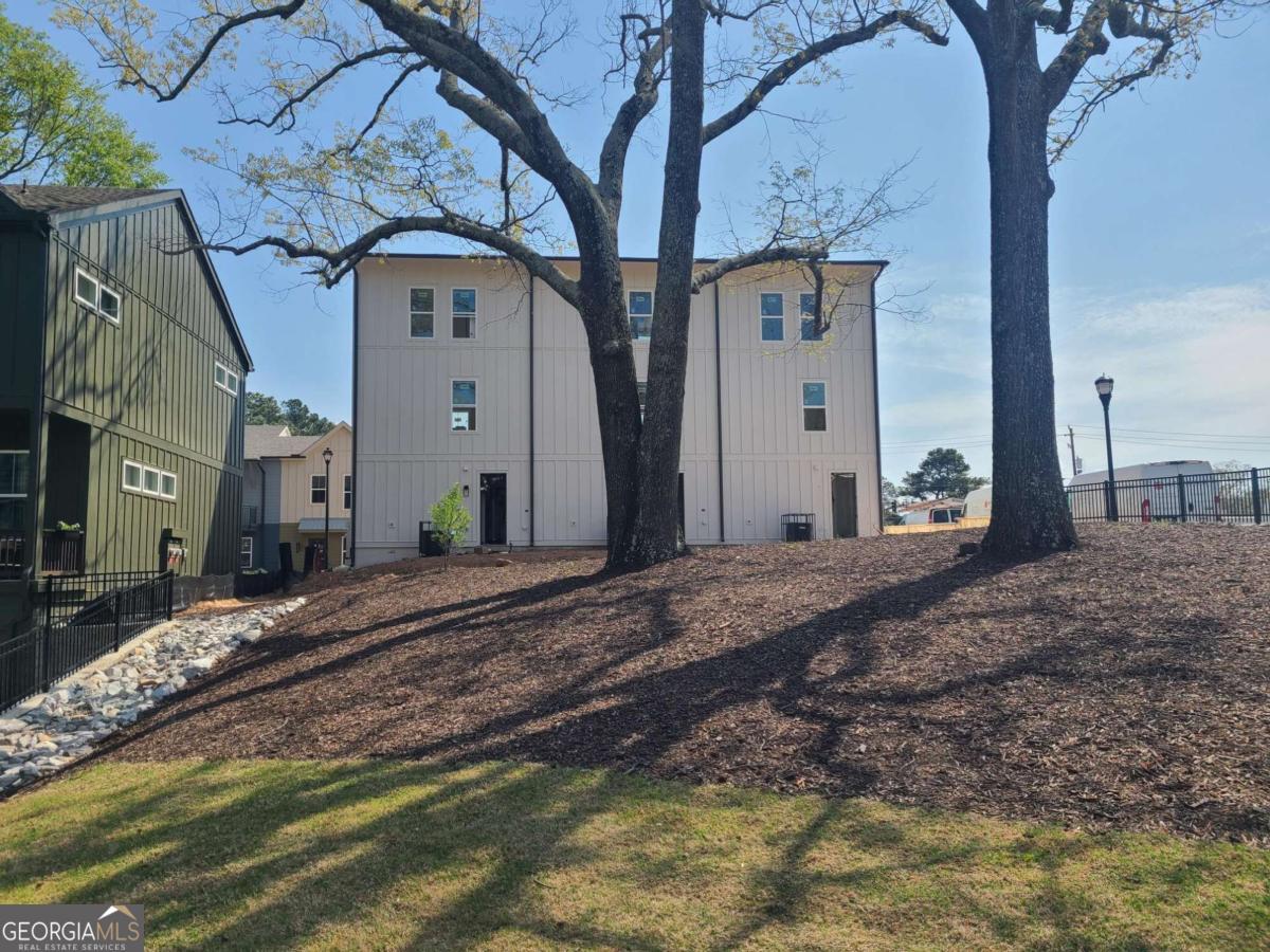 498 Burroughs Street SE Atlanta GA 30315