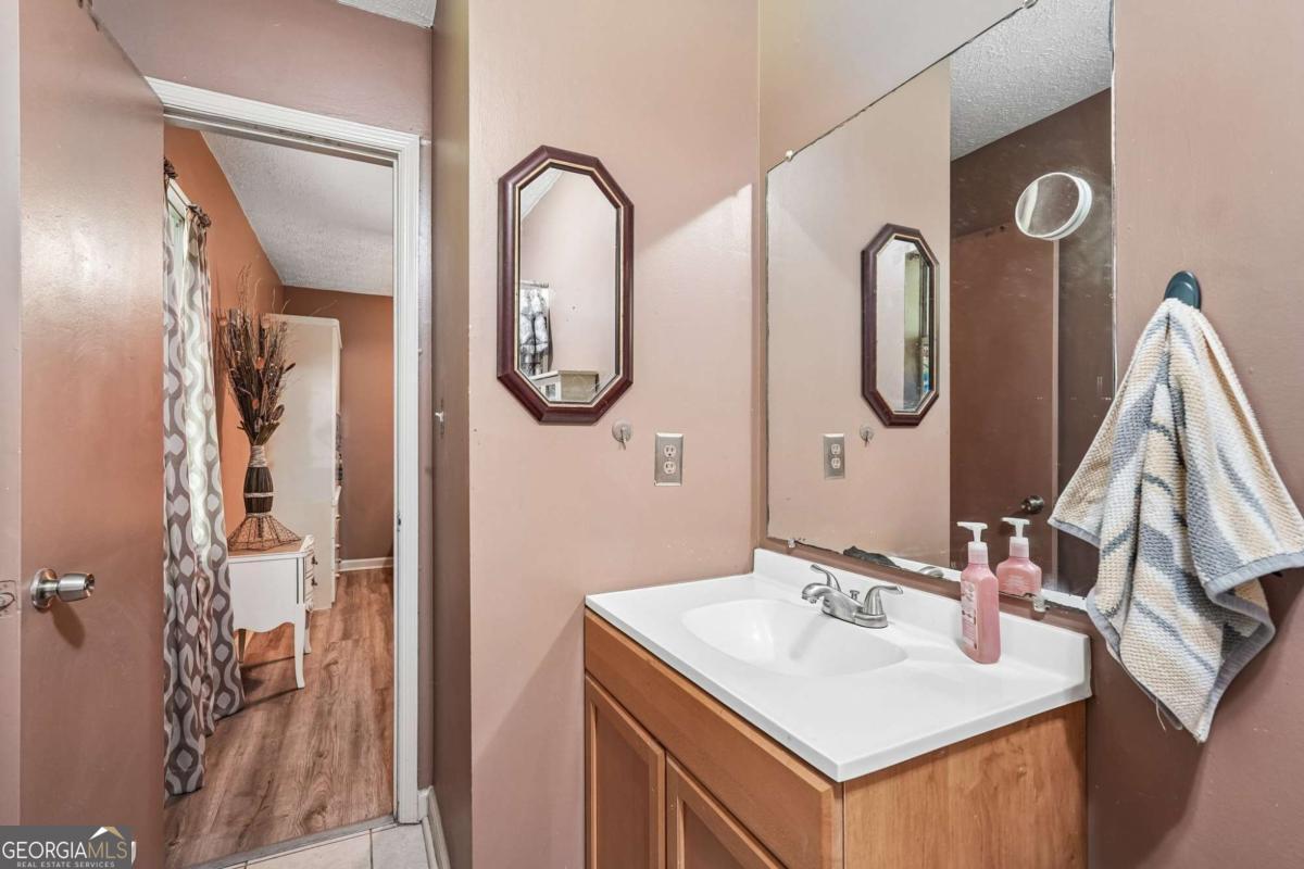6725 Birch Road Winston GA 30187