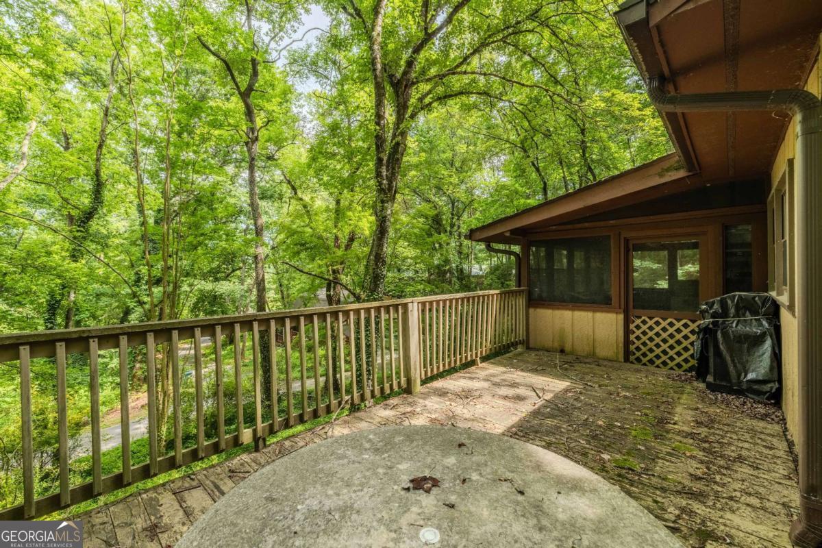 65 Eagle Chase Circle Dillard GA 30537