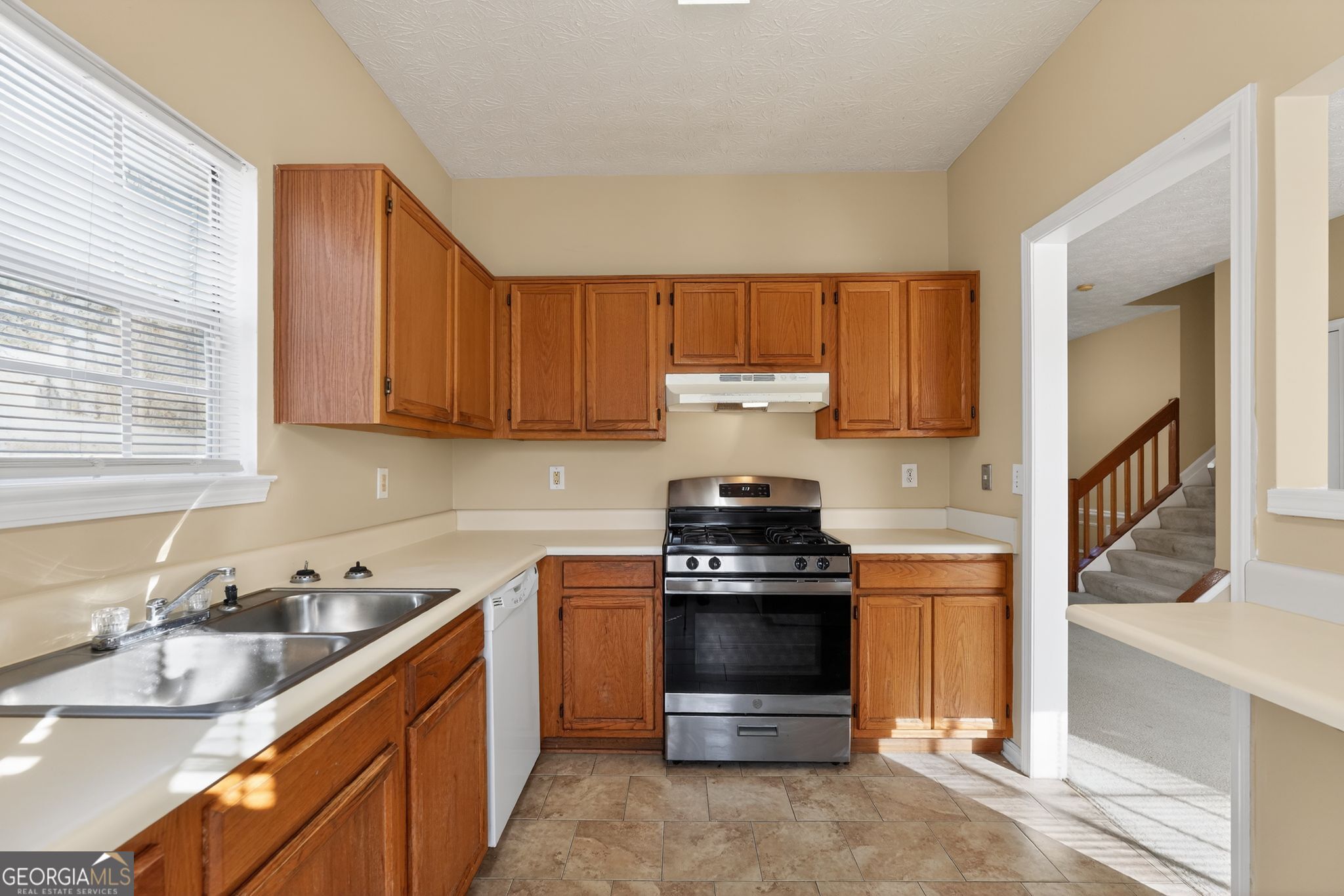 106 Gatwick Court Riverdale GA 30274