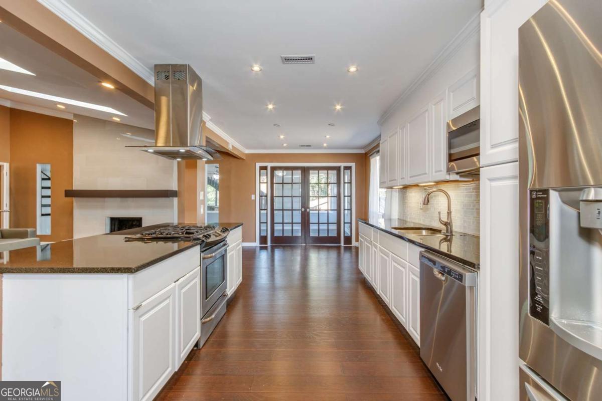 1050 Terramont Drive Roswell GA 30076